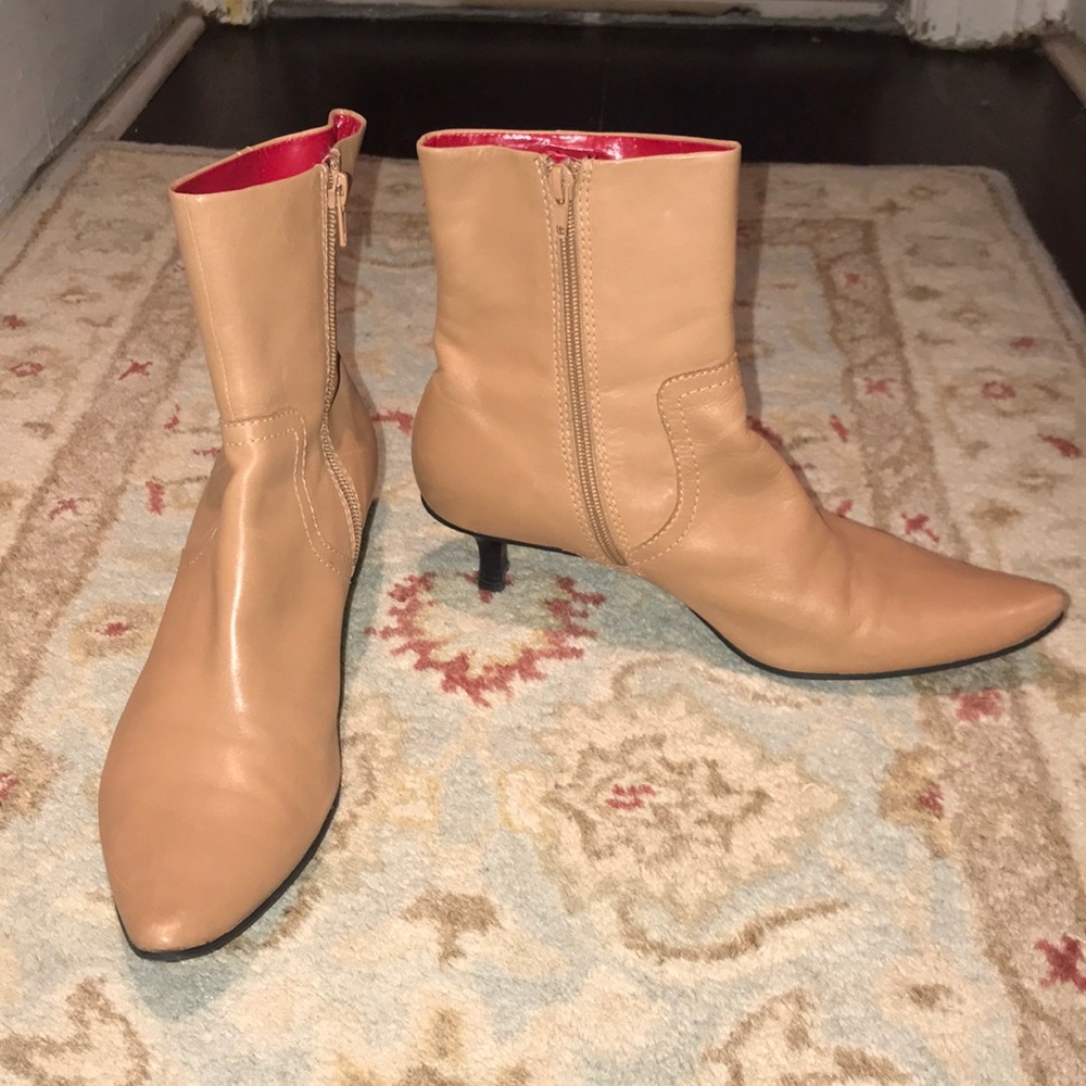 Kenneth Cole Reaction Leather Booties Size 10